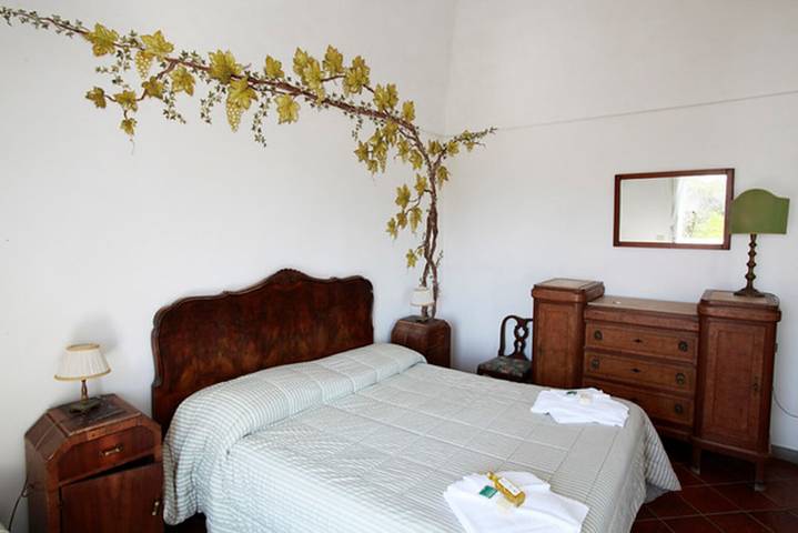Agriturismo per 3 persone, con balcone e giardino in Napoli e dintorni