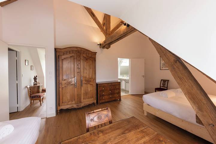 Maison spacieuse, piscine privée, 10 à 19 p. in Chémery, Sologne