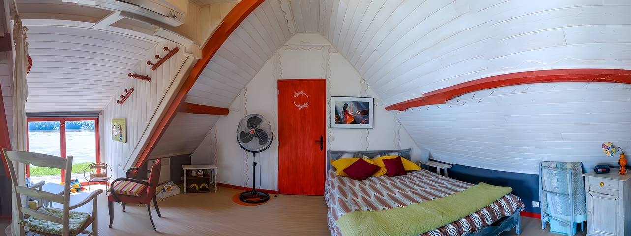 Guest Room “Le Balcon De Loire - Safran” – Exceptional Loire River View in La Chapelle-sur-Loire, Loiredalen