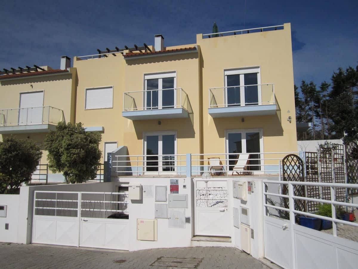 Casa de férias para 6 pessoas com jardim in Atalaia, Distrito de Lisboa