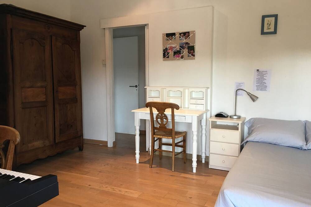 Renovierte Provenzalische Bastide, 9 Minuten Weg Vom Sandstrand in Antibes, Mittelmeerküste (Frankreich)