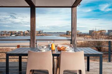 Villa for 6 Guests in Goeree-Overflakkee, North Sea Netherlands, Picture 2