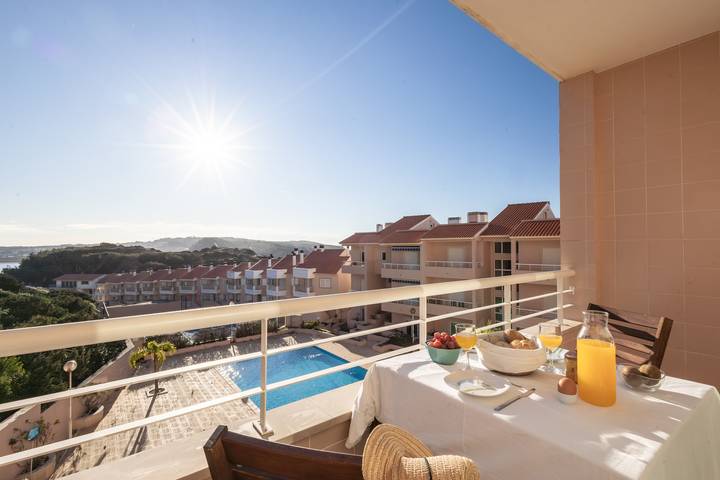 Appartement entier, Casa da praia - Com vista sobre a Baía in São Martinho do Porto, Leiria District