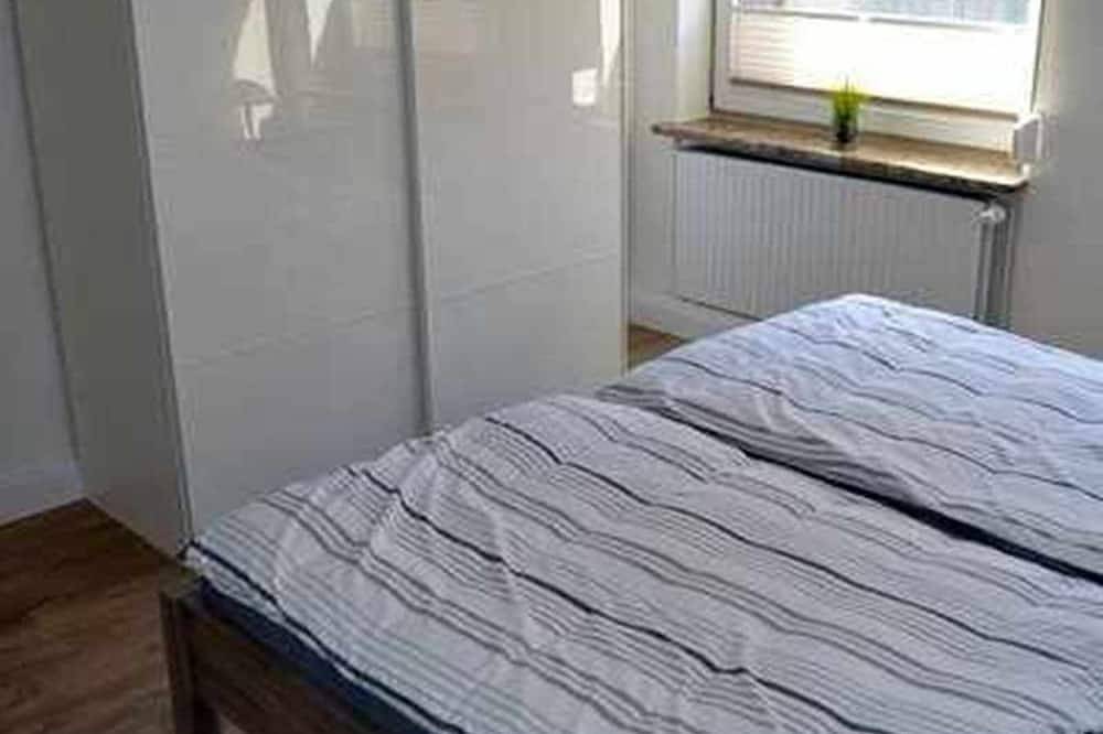 Komfortables Ferienhaus in bester Lage - direkt am Stadtstrand Eckernförde in Eckernförde, Rendsburg-Eckernförde