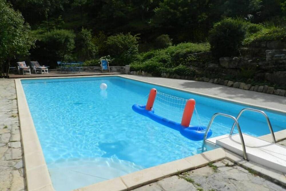Gîte Cévennes: Piscine, Lamas, Rivière in Cros, Cevennen