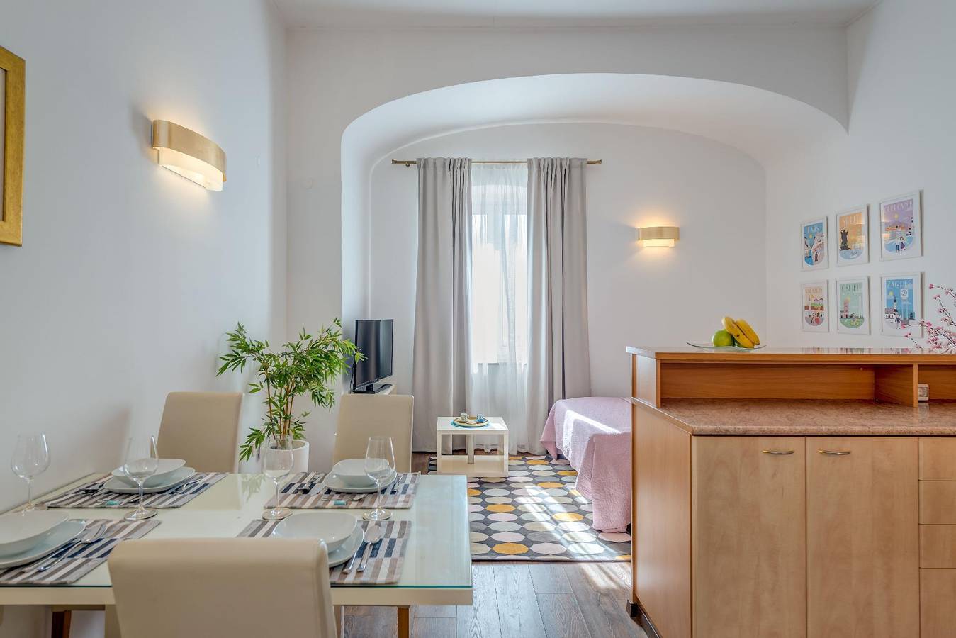 Appartamento intero, Appartamento vacanza per 5 Persone ca. 48 m² in Spalato, Dalmazia (Regione spalatino-dalmata) in Spalato, Regione spalatino-dalmata