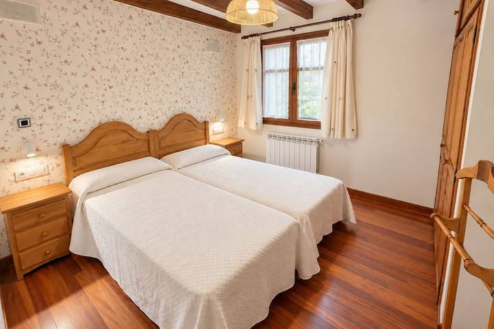 Casa Peña Prieta - V.R. El Canton in Vega de Liébana, Cordillera Cantábrica