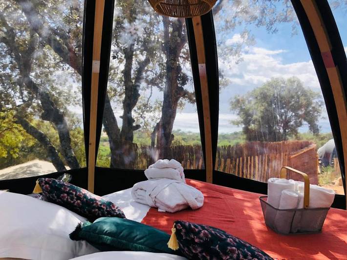 Tente pour 2 personnes, avec jardin ainsi que vue et terrasse en Corse-du-Sud - 2