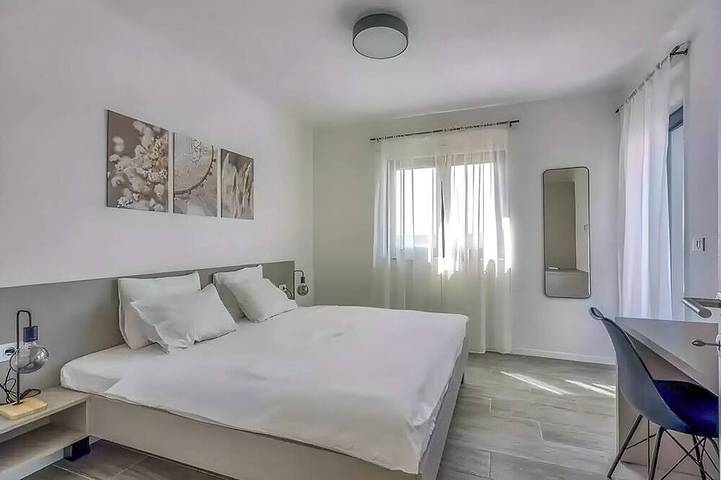 Location de vacances pour 6 personnes, avec jardin dans Petrovija - 2