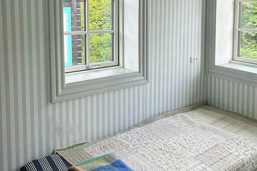 Blick auf den Arresø von der Terrasse und der Sauna aus in Helsinge, Hovedstaden