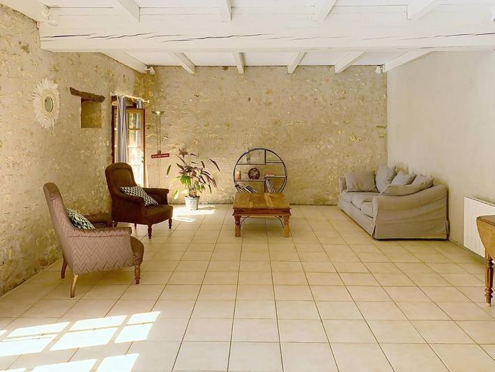 Location de vacances pour 6 personnes, avec piscine ainsi que jardin et vue à Montayral - 3