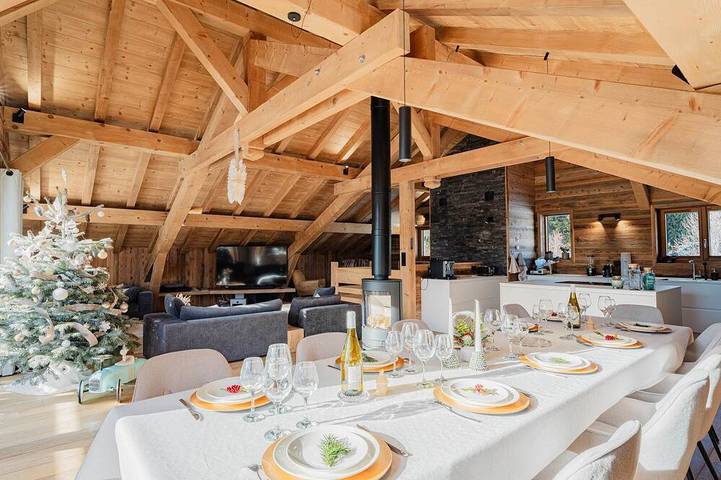 Chalet Familial vue Mont Blanc à 100m des Pistes de ski in Praz de Lys, Taninges