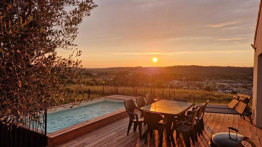 Maison d’hôte pour 8 personnes, avec Piscine