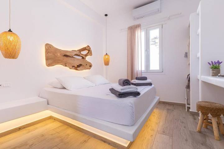 Alexandra Suites & Rooms - Mykonos Port