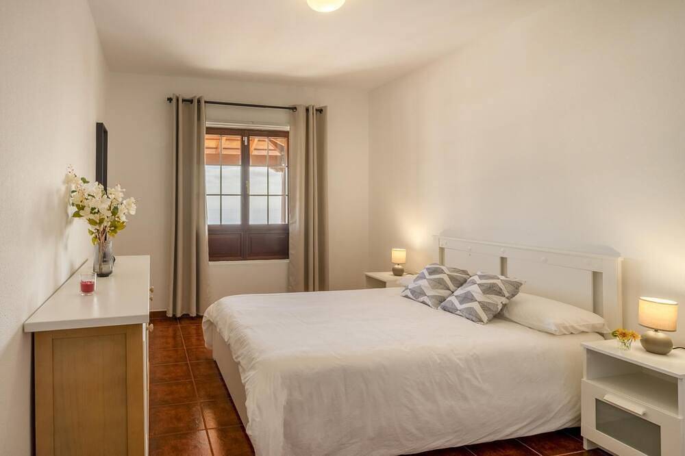 Entire apartment, Apartment with Sea Views in La Palma in La Polvacera, Breña Baja