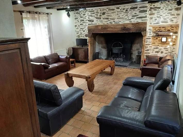 Gîte de France 10 Personen in Saint-Jal, Tulle und Umgebung
