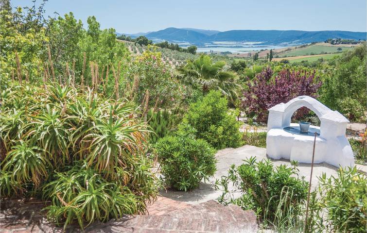 View Apartment with Air Con, Kitchenette & Internet - 500m to Restaurant in Arcos de la Frontera, White Villages