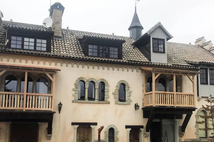 Ganze Wohnung, Romantische Ferienwohnung Gerichtsstube für 6 Gäste bei Radeberg in Wachau, Oberlausitz-Niederschlesien