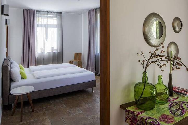 Ferienwohnung für 2 Personen, mit Terrasse und Garten in Gimmeldingen - 2
