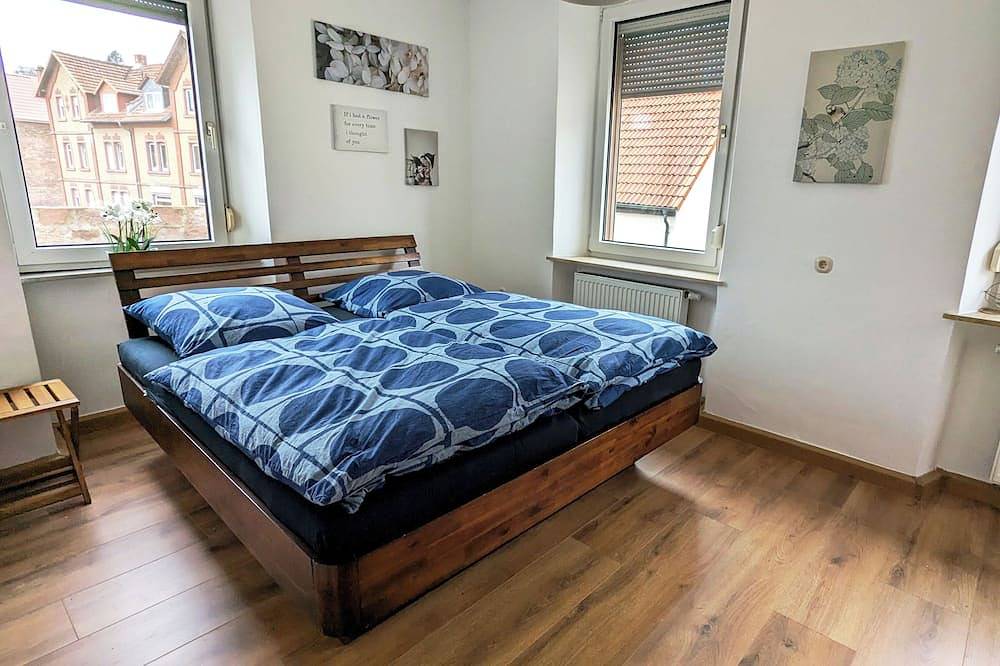 Komplettes Haus | 6 Betten | 2 Bäder | zentral gelegen in Obernburg am Main, Fränkisches Weinland
