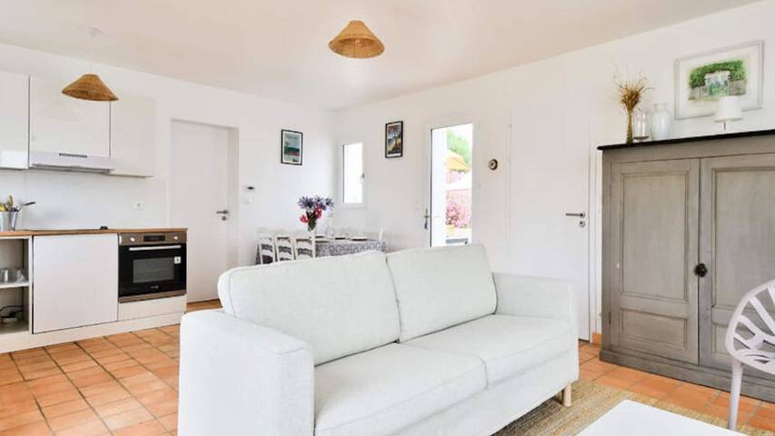 Gîte pour 8 personnes, avec jardin dans Plage De La Bosse L Epine - 2