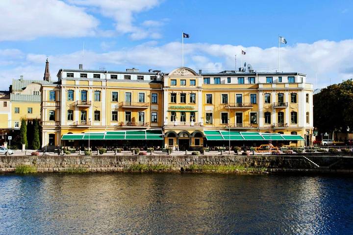 Hotell för 2 Personer, med terass och bastu i Karlstad