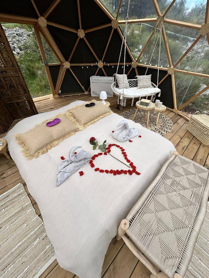 Tente pour 3 personnes, avec terrasse et jacuzzi dans les Alpes maritimes - 2