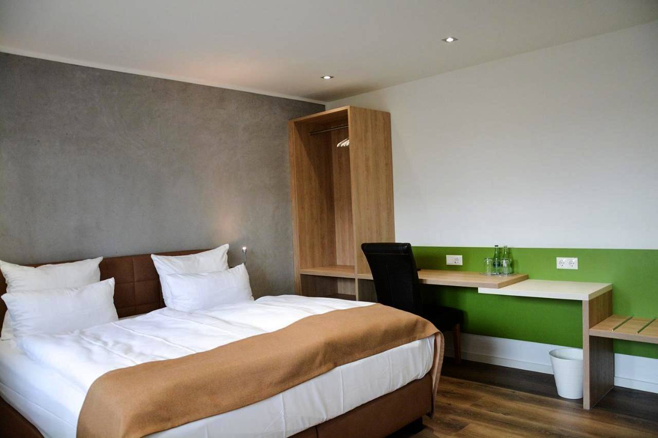 Hotel-Restaurant Kölbl in Enkenbach-Alsenborn, Saar-Nahe-Bergland