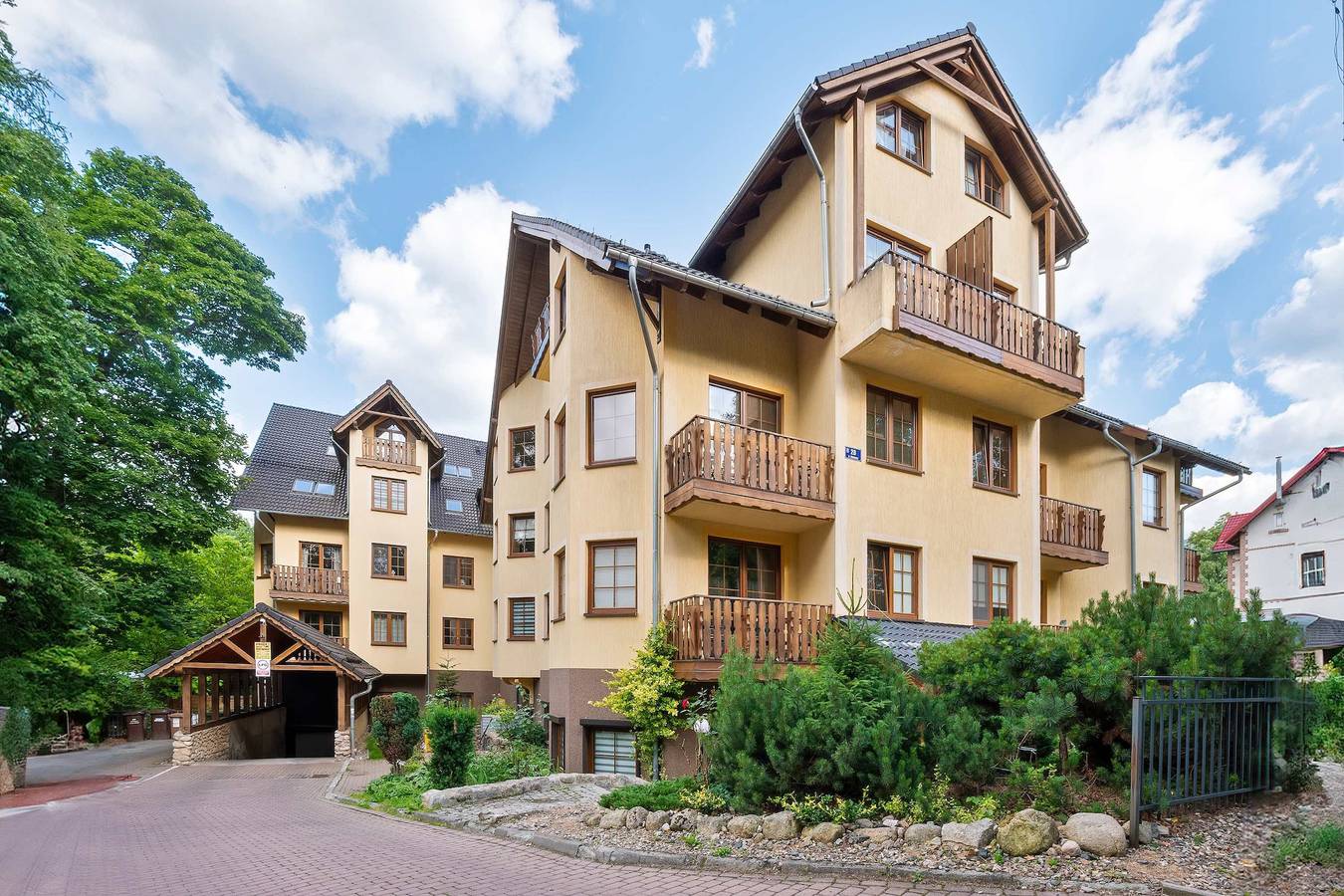 Cały apartament, Two-Level Apartment with Parking   Near Downtown   Balcony in Karpacz, Sudety (Polska)