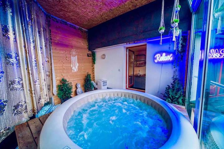 Loft dla 8 osób, z widok i sauna oraz taras, zwierzęta dozwolone w Praga
