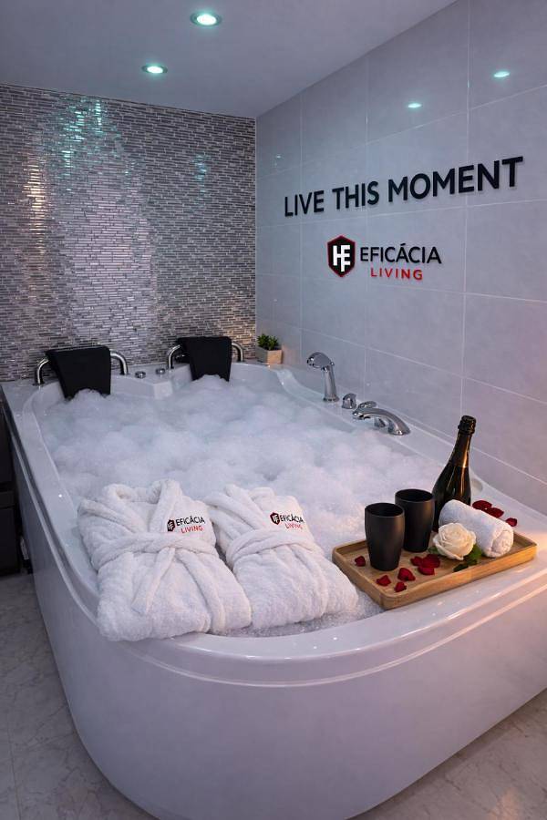 Apartamento inteiro, Spa & Jacuzzi Dupla Privada Escapadinha Romântica Abrantes in Abrantes e Alferrarede, Rio Tejo