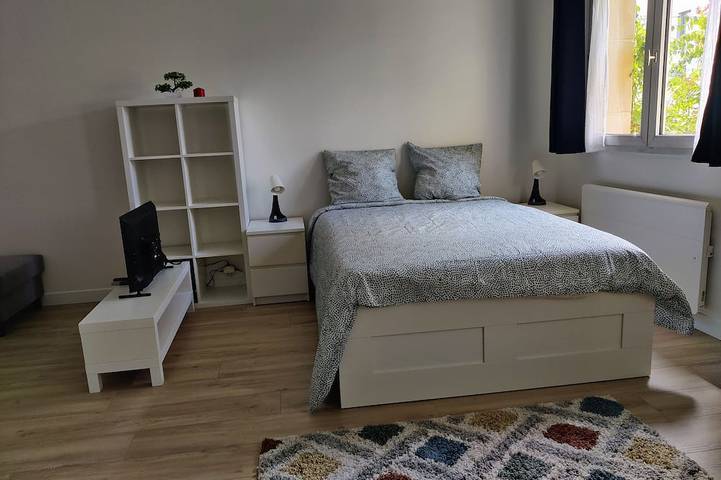 Ganze Wohnung, Calm, quiet, 4 min Rer B (15 min Notre Dame) in Bagneux, Hauts-de-Seine