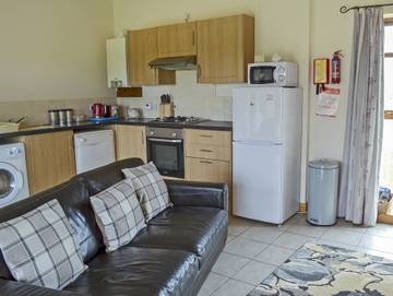 Vacation Rental for 4 Guests in East Riding of Yorkshire, Yorkshire, Picture 2