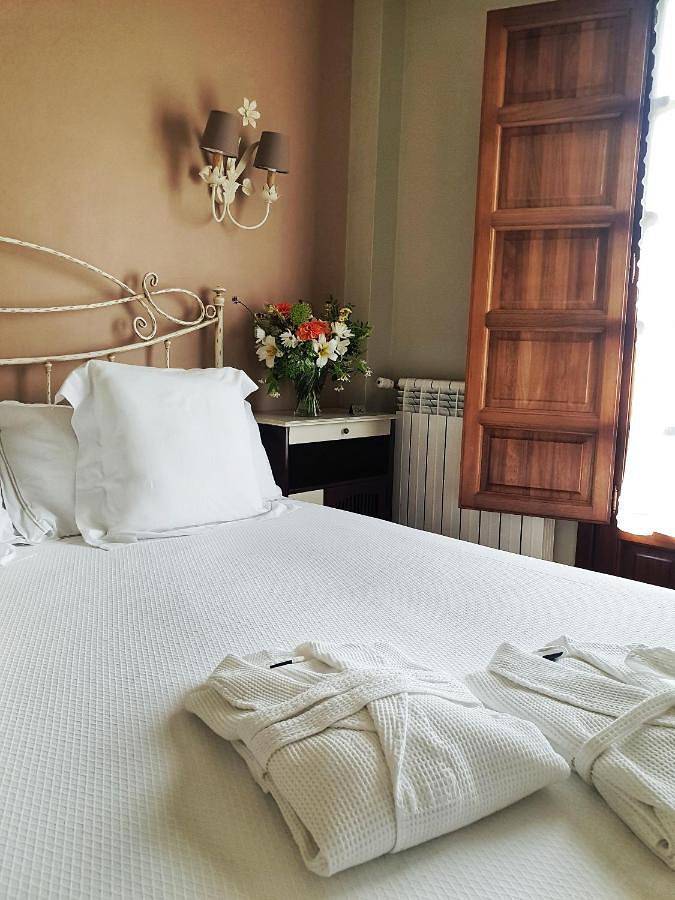 Hotel Rural Casona de Cefontes in Gijón, Costa Verde