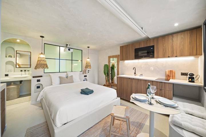 Location de vacances pour 2 personnes, avec terrasse et jacuzzi dans Gare de Dijon-Ville