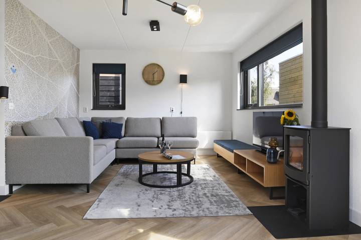 Bungalow für 6 Personen, mit Terrasse und Balkon/Terrasse in Schoorl - 2