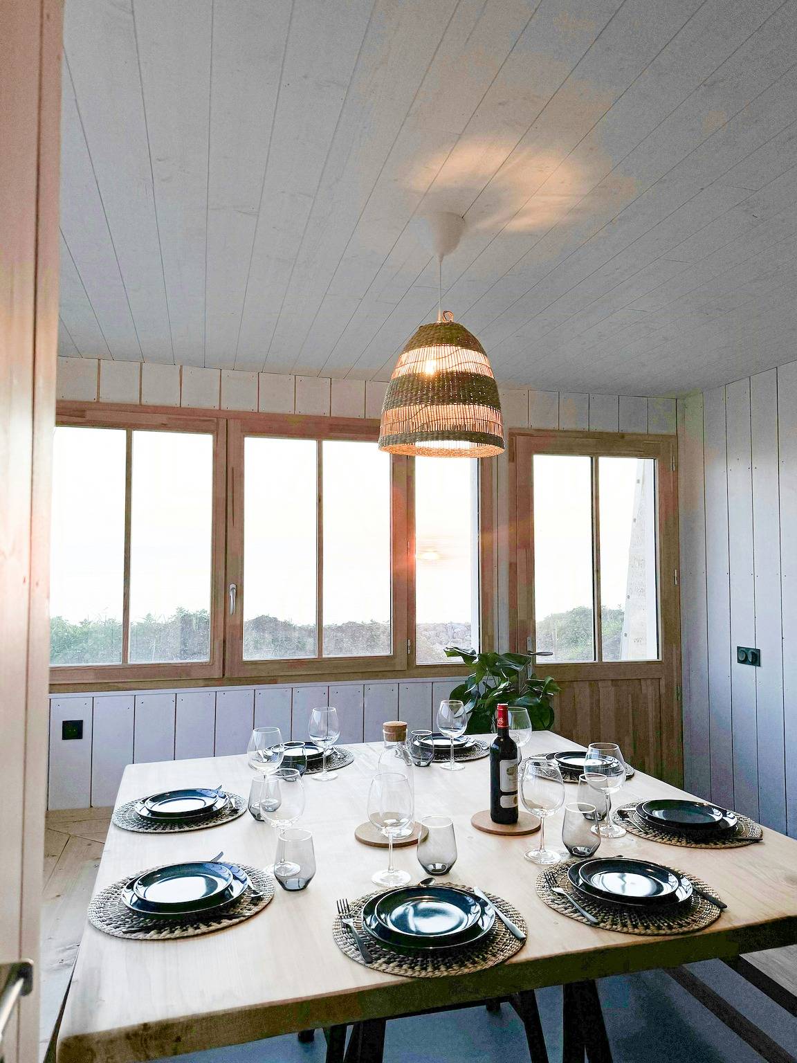 Renovated villa on dune with surf spot in Soulac in Soulac-sur-Mer, Médoc Regional Natural Park