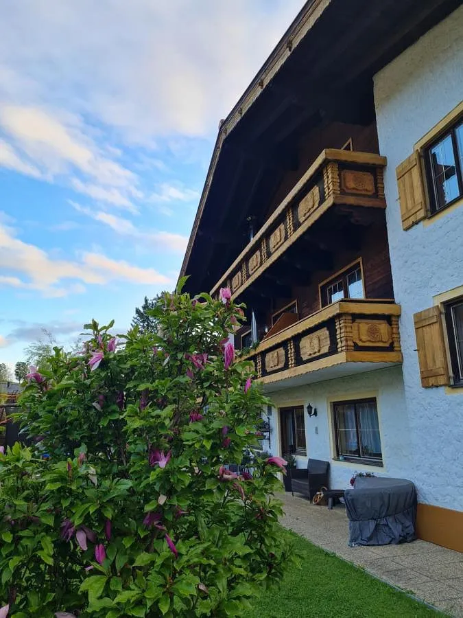 Apartamento de vacaciones para 3 personas, con jardín y vistas, Se admiten mascotas - 1