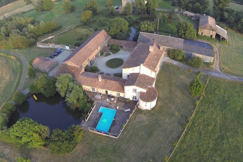 Logis de caractère large reception capacity in Bressuire, Deux-Sèvres