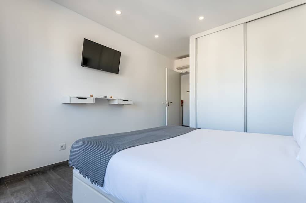 Ganze Wohnung, Red Velvet 1 Bdr Flat With Balcony by Lovelystay in Praia da Rocha, Portimão