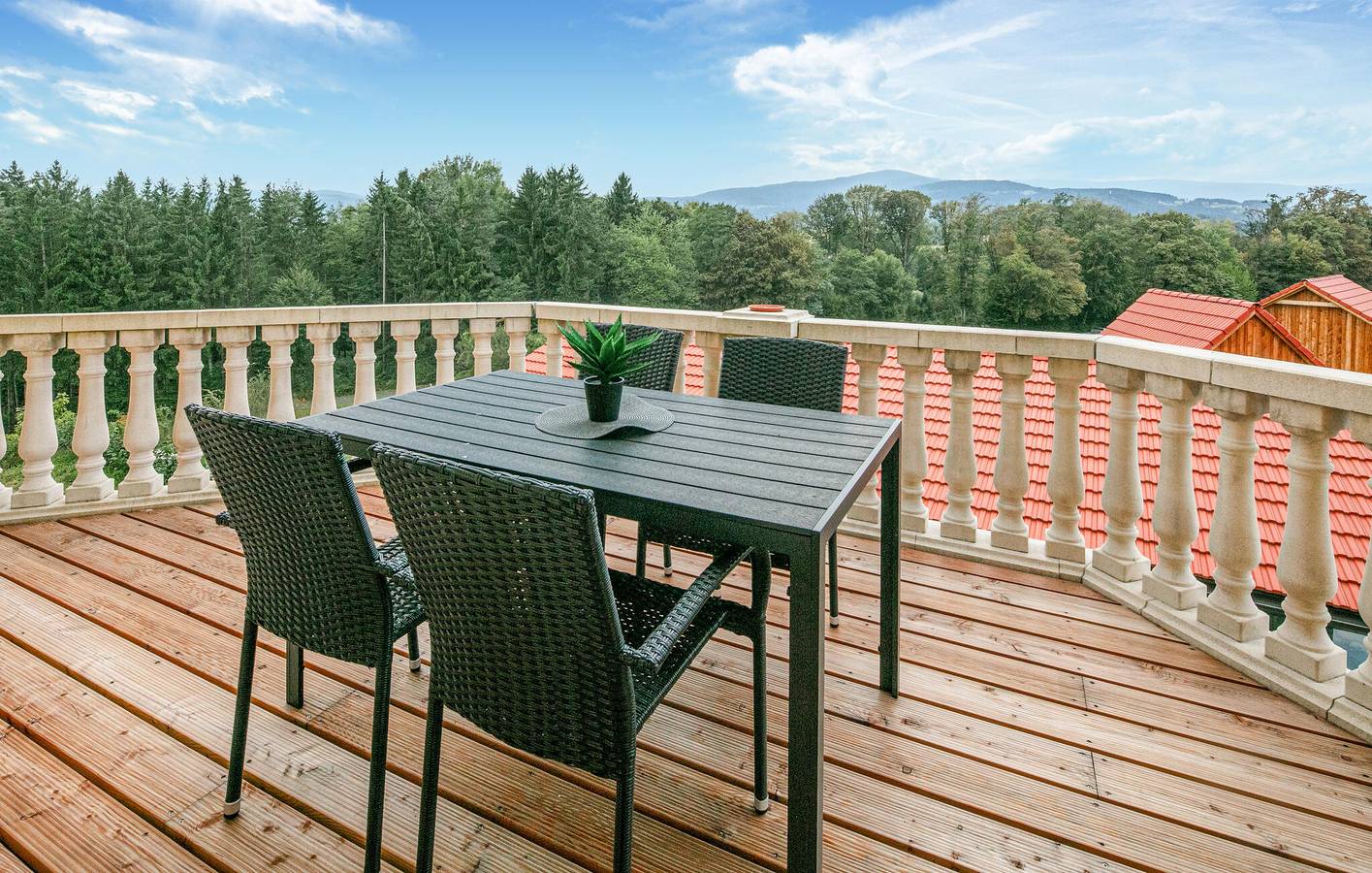 Ganze Ferienwohnung, Charmante 2-Zimmer-Wohnung mit Terrasse in der Nähe des Wia'zhauses und des Stainzbachs in Steirerland
