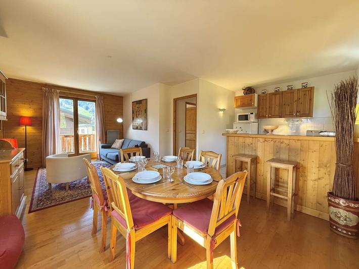 Appartement entier, Appartement lumineux avec balcon & parking, à 700m des pistes – 6 pers. in Praz-sur-Arly, Pays du Mont-Blanc