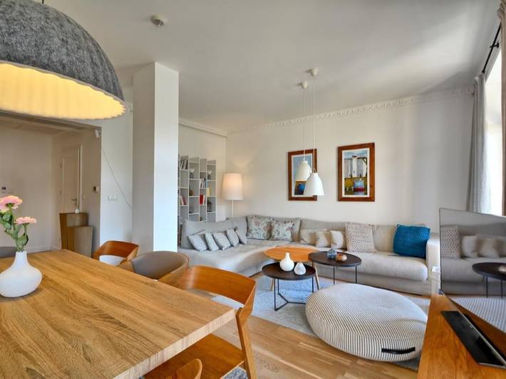 Ferienwohnung mit Meerblick für 5 Personen, mit Balkon/Terrasse und Whirlpool sowie Terrasse und Pool in Kolberg
