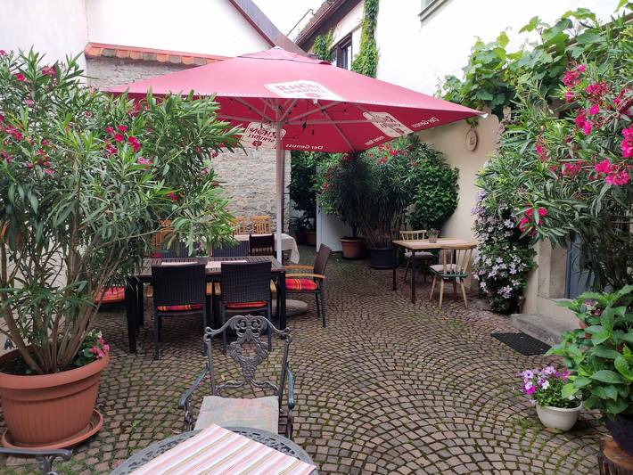 Ganze Wohnung, Ferienwohnung Häckerstub'n Zang - Doppelzimmer mit kostenfreiem Wlan in Sommerach, Fränkisches Weinland