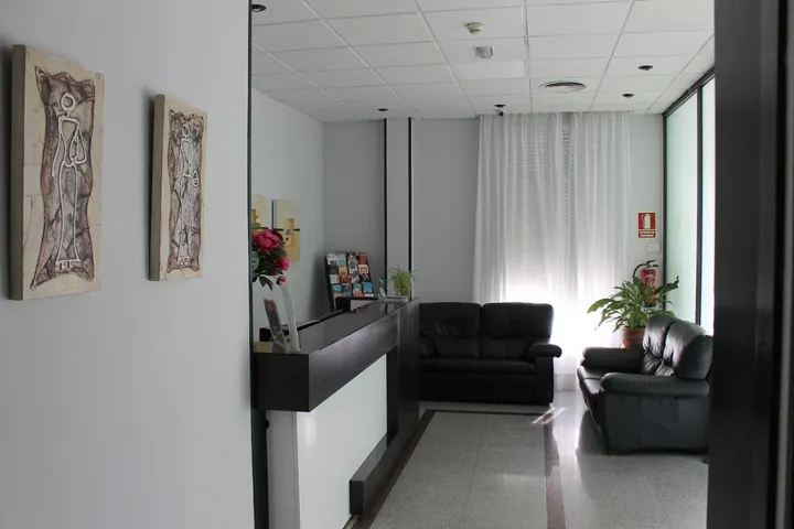 Hotel for 10 people, with terrace - 1