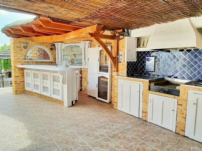 Chalet para 8 personas, con terraza y jacuzzi en Marina Alta - 4