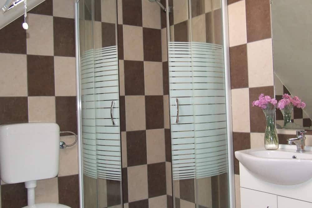 Well-kept apartment in Fonyod for 4-5 people within walking distance of the lake - new air conditioning in Fonyód, Southern Shore of Lake Balaton