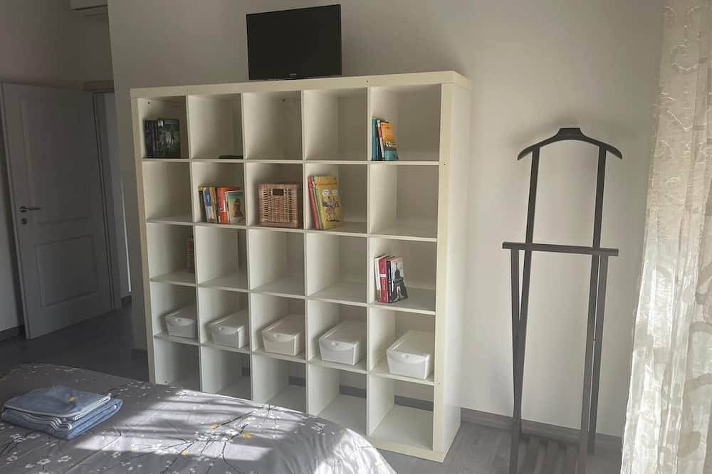 Ganze Wohnung, 3 Bedroom Apartment in Novara in Novara, Novara Provinz