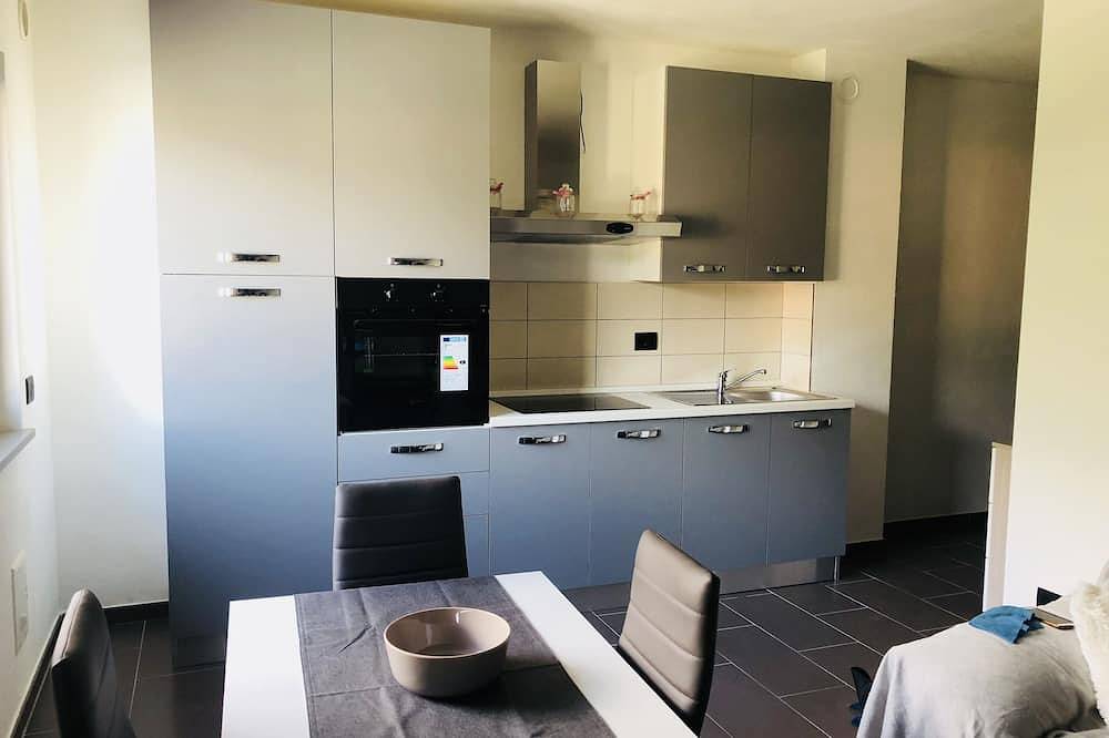 Geheel appartement, Gezellig appartement met parkeerplaats in Aosta, Walliser Alpen