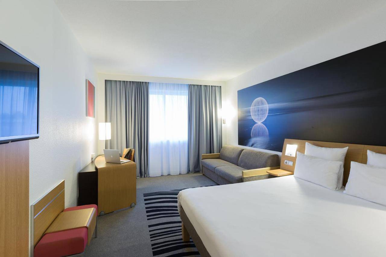 Novotel Poitiers Site du Futuroscope in Chasseneuil-du-Poitou, Vienne (France)